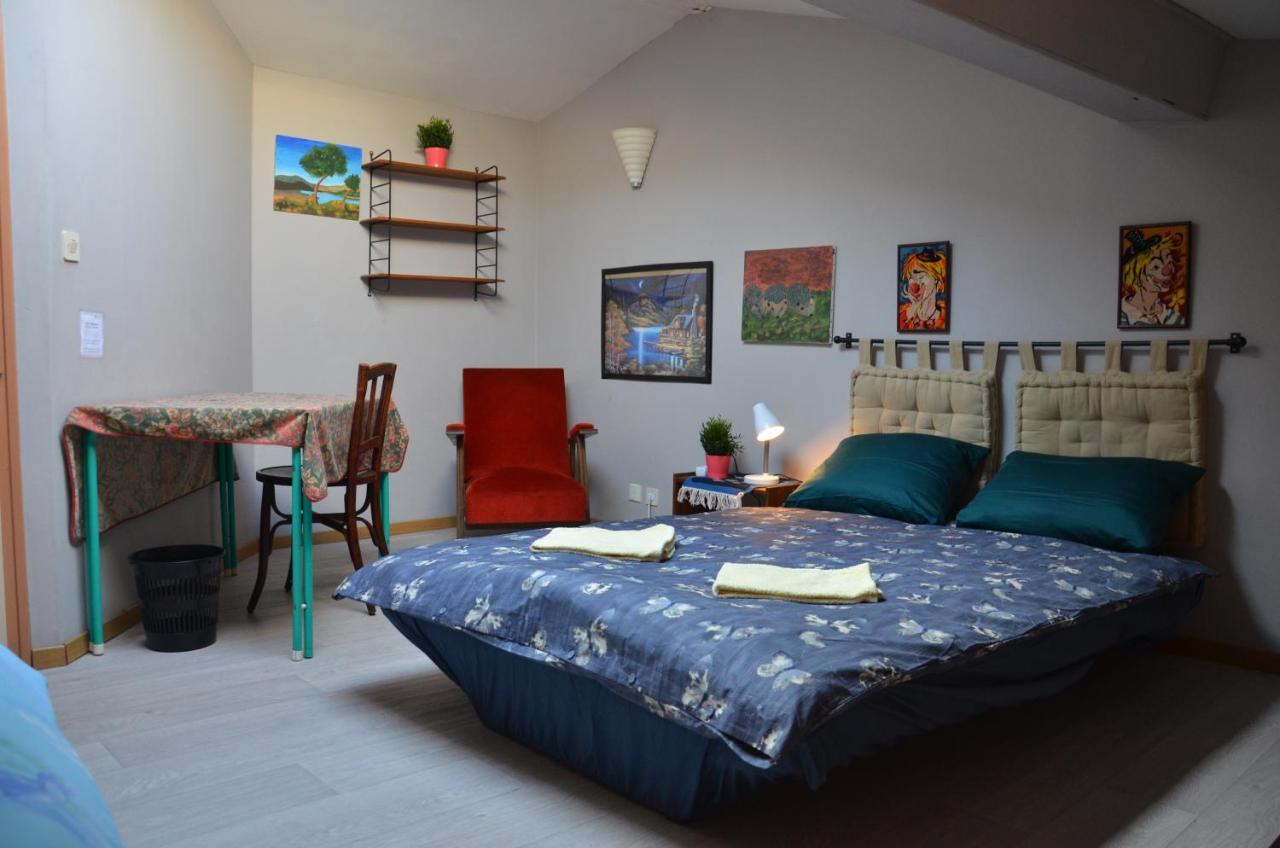 Studio Et Colocation - Gite Les 7 Fontaines Chevinay Exterior photo